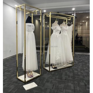 Стійка для весільних і вечірніх суконь 600×400×2200 мм — глянцеве золото, труба 30×30 мм